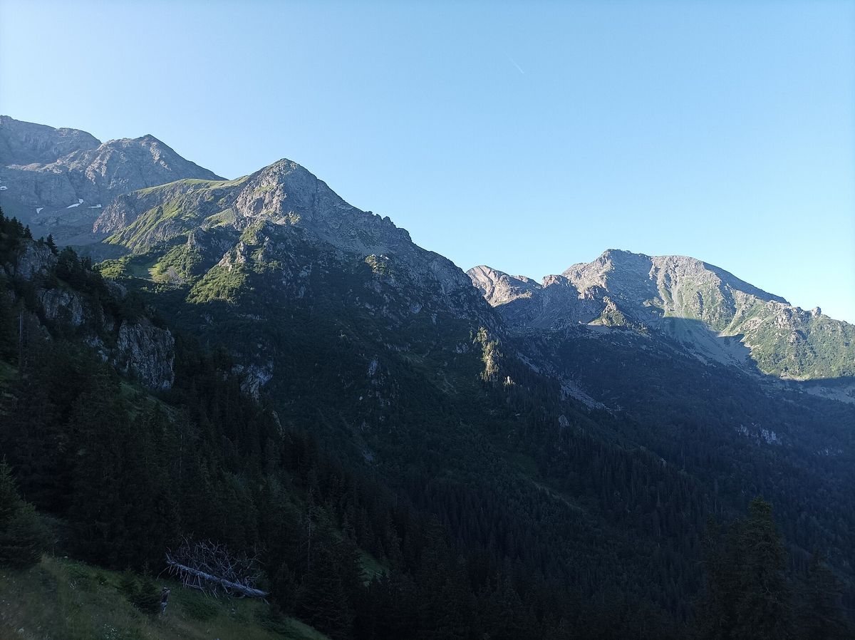 La Petite Lance du Crozet et le Grand Colon vus depuis le refuge du Pré du Molard